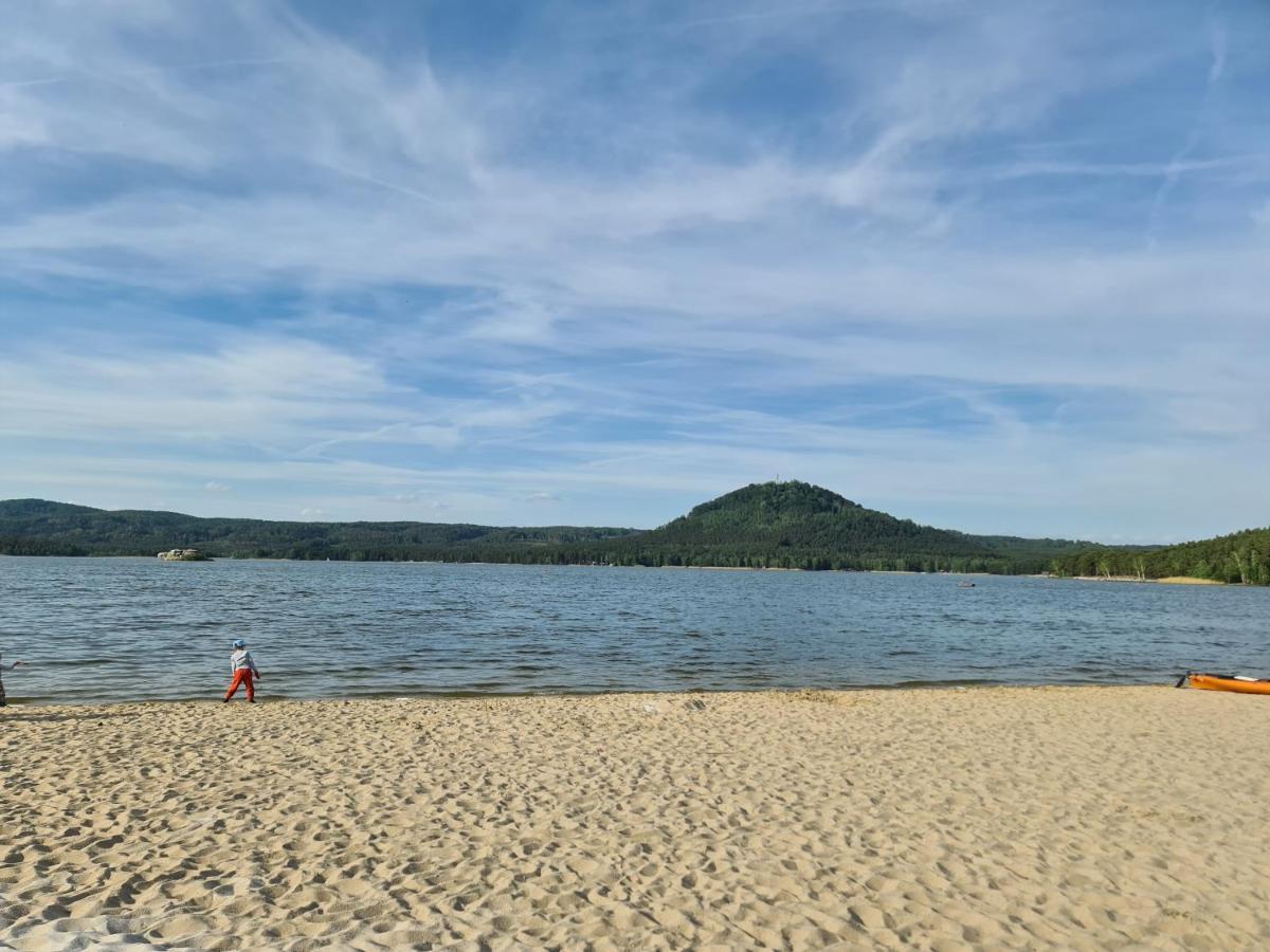 Chata Lucie Doksy  Buitenkant foto